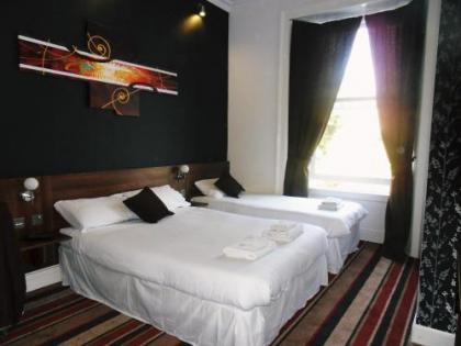Blossom Guest House - image 11