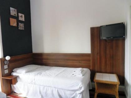 Blossom Guest House - image 19