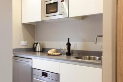 Residence Inn by Marriott Edinburgh - image 9