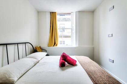 Haystack Hostel - image 2