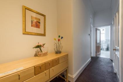 3 bed overlooking meadows park - image 20