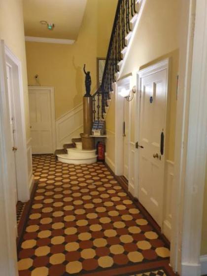 Minto House - image 5