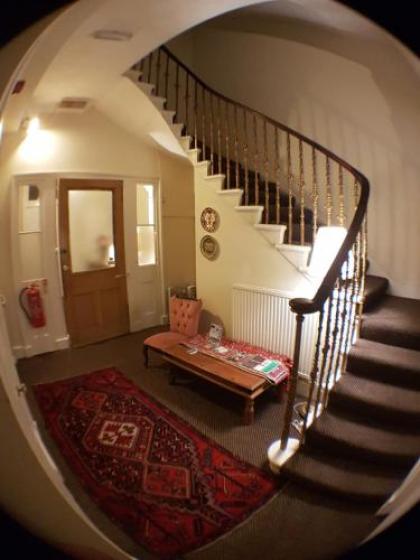 Ivy Braveheart Guest House - image 16