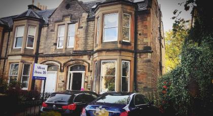 Auld Reekie Guest House - image 2