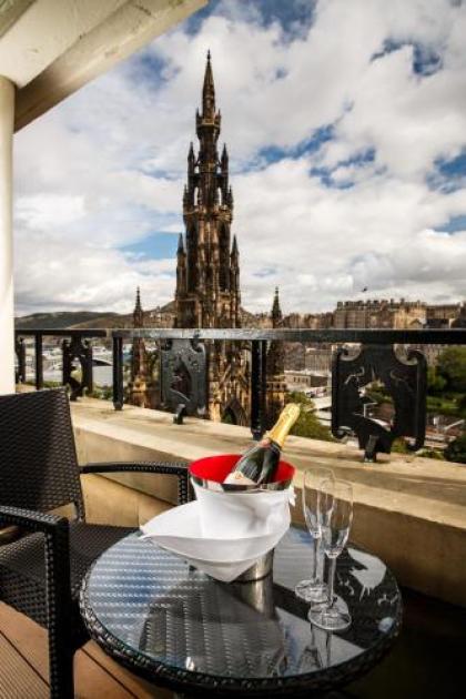 Mercure Edinburgh City - Princes Street Hotel - image 4