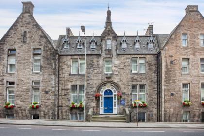 Leonardo Edinburgh City - image 1