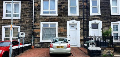 Dalry Guesthouse - main image