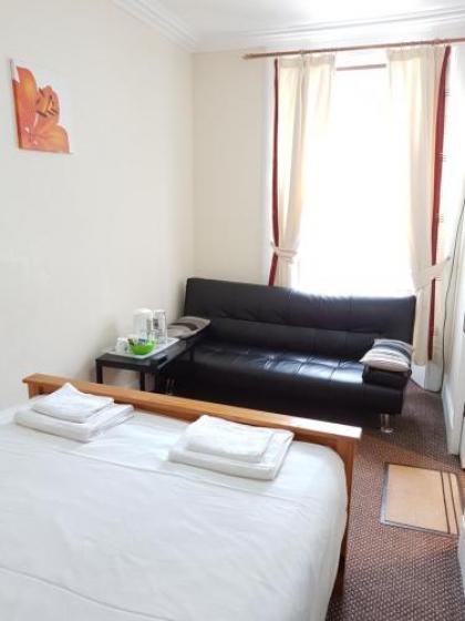 Dalry Guesthouse - image 11