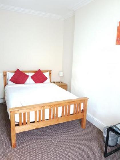 Dalry Guesthouse - image 12