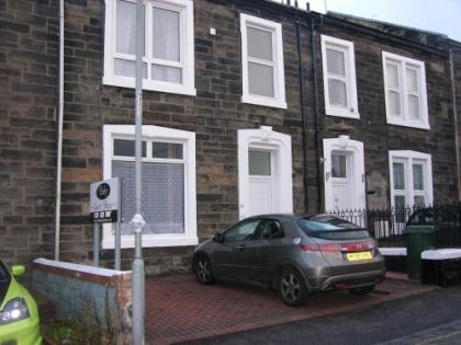 Dalry Guesthouse - image 3