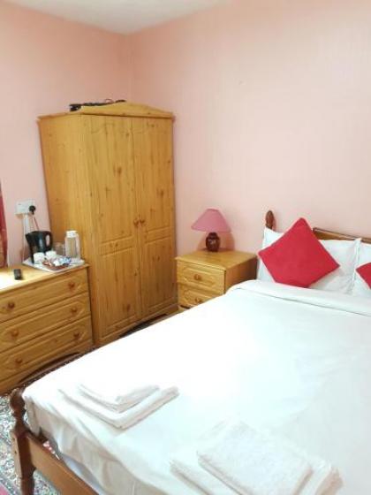 Dalry Guesthouse - image 7