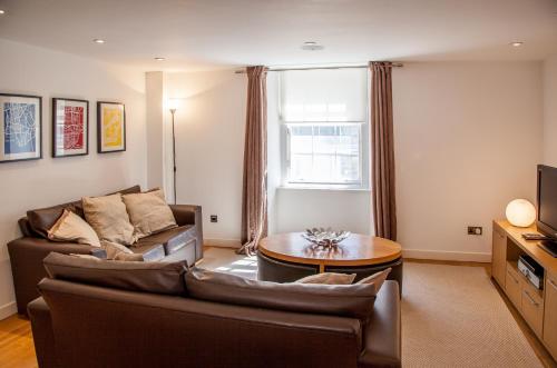 My-Canning Street Apartments - image 2