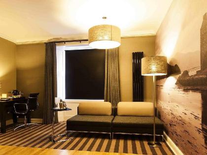 Rooms & Suites Picardy Place - image 13