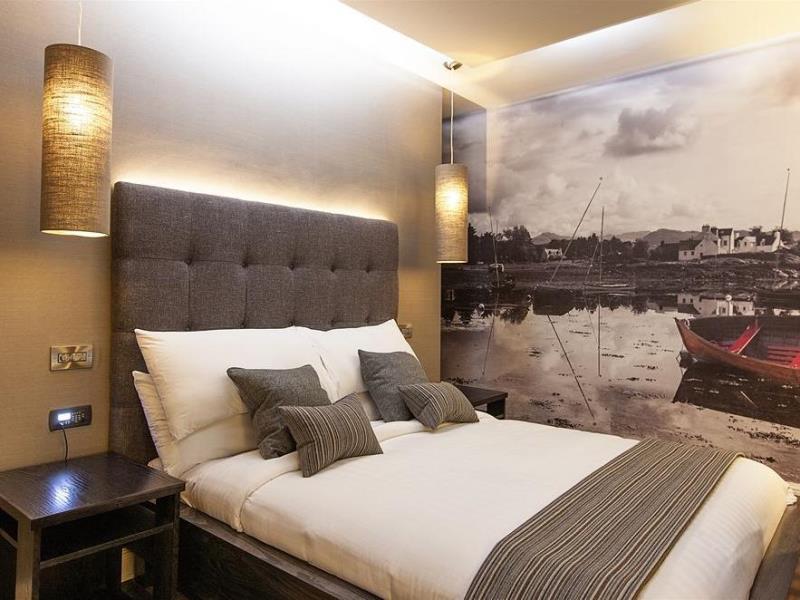 Rooms & Suites Picardy Place - image 4