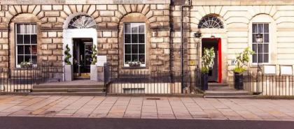 Rooms & Suites Picardy Place - image 8
