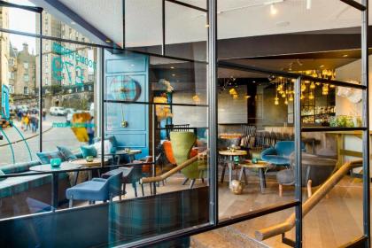 Motel One Edinburgh-Royal - image 19