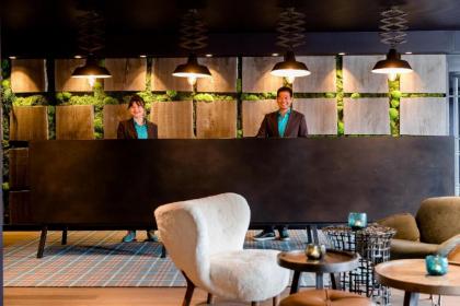 Motel One Edinburgh-Royal - image 2