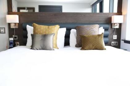Haymarket Hub Hotel - image 14
