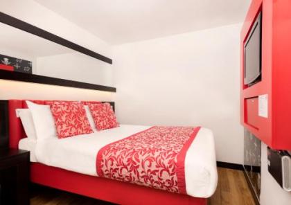 Haymarket Hub Hotel - image 17