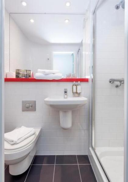 Haymarket Hub Hotel - image 6