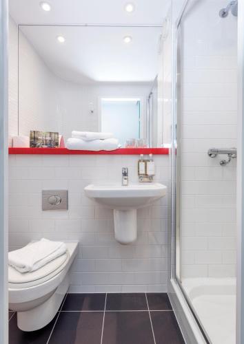 Haymarket Hub Hotel - image 6