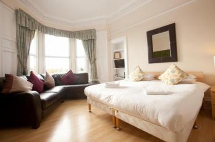 Garfield Guest House - image 2