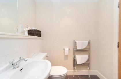 Edinburgh Church Apartments - image 2