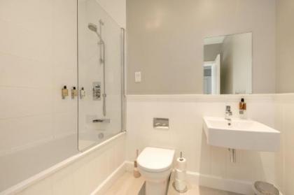 Destiny Scotland - Q-Residence - image 18