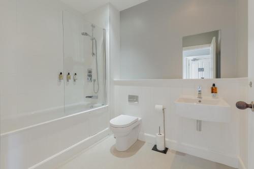 Destiny Scotland - Q-Residence - image 3
