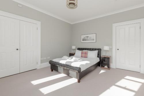 Destiny Scotland - Q-Residence - image 4