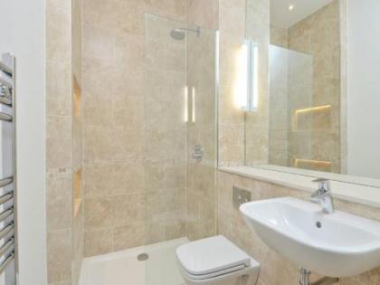 Destiny Scotland - St Andrew Square Apartments - image 17