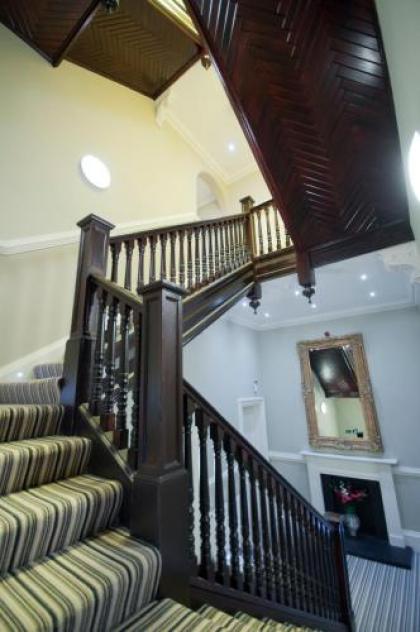 Palmerston Suites - image 12