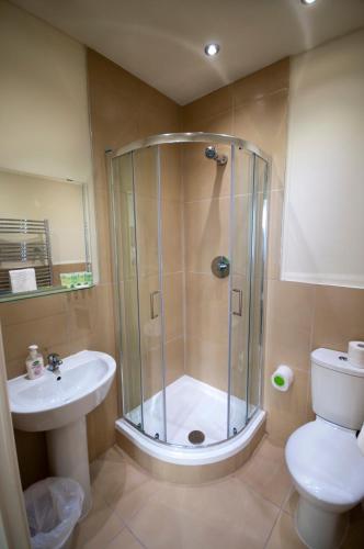Palmerston Suites - image 7
