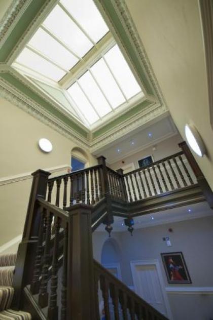 Palmerston Suites - image 8