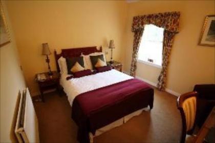 Melville Castle Hotel - image 2