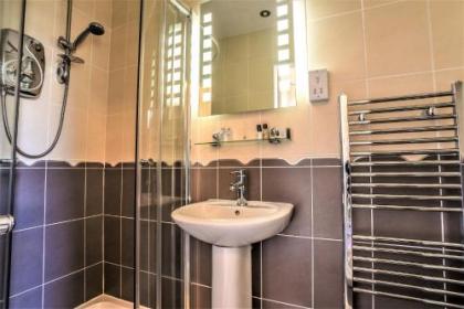 Glenalmond House - image 12
