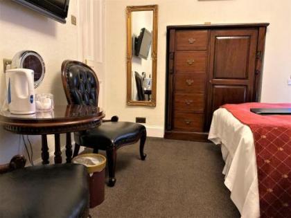 Glenalmond House - image 5