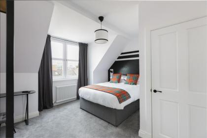 Castle Park Guest House - image 17