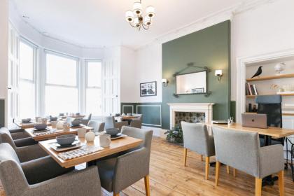 Castle Park Guest House - image 2