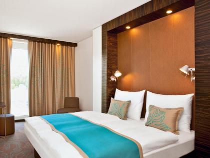 Motel One Edinburgh-Princes - image 8