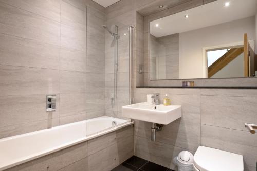 Destiny Scotland - Thistle Street Apartments - image 4