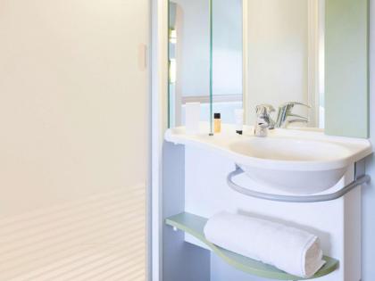 ibis budget Hotel Edinburgh Park - image 7