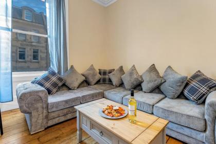 Edinburgh City Centre Jasmine Apartment -SLEEPS 7
