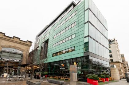 EDINBURGH CITY CENTRE AISHIA/SAKINA APARTMENT - image 14