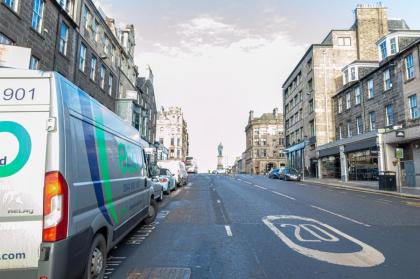 Tony Asga - Tony's Apartment HEART OF EDINBURGH CITY CENTRE sleeps 2 - image 23