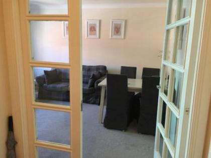 Alba Apartments- Gentle's Entry - image 6