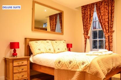 Edinburgh City Suites - image 15
