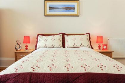 Edinburgh City Suites - image 19