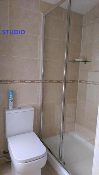 Edinburgh City Suites - image 7