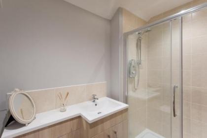 City Retreat Edinburgh ApartHotels - image 6